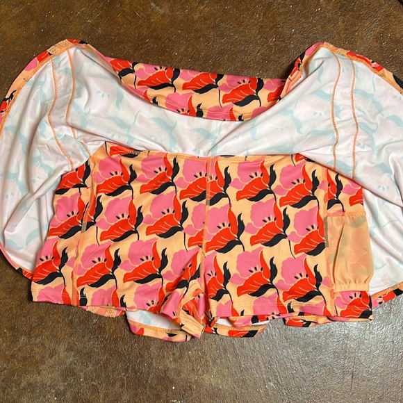 FP MOVEMENT Pleats & Thank you skort - Picture 13 of 13